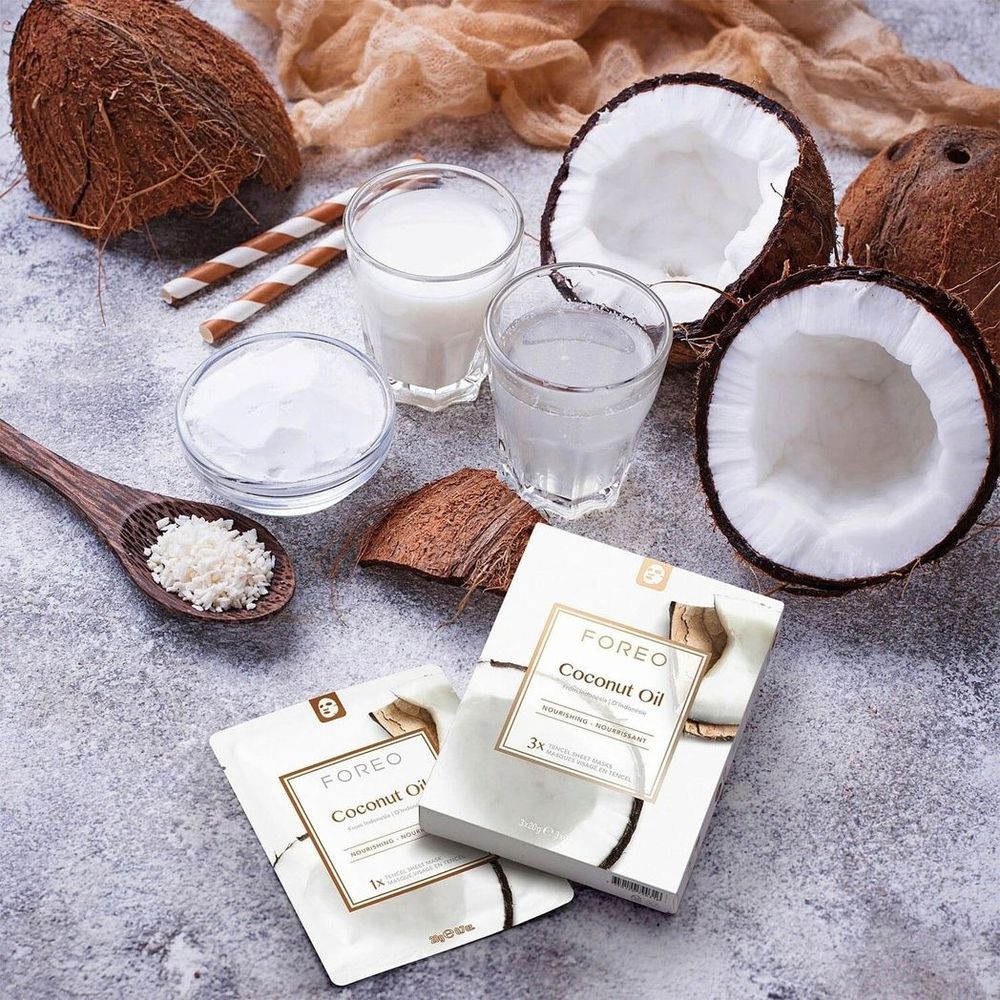 Moisture-Boosting Facial Sheet Mask with Coconut Oil Extracts